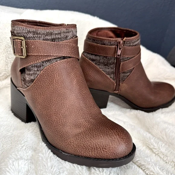 MIA Brown Ankle Boots - Picture 2 of 5